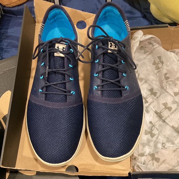 Under armour charged 24/7 - Picture 3 of 5